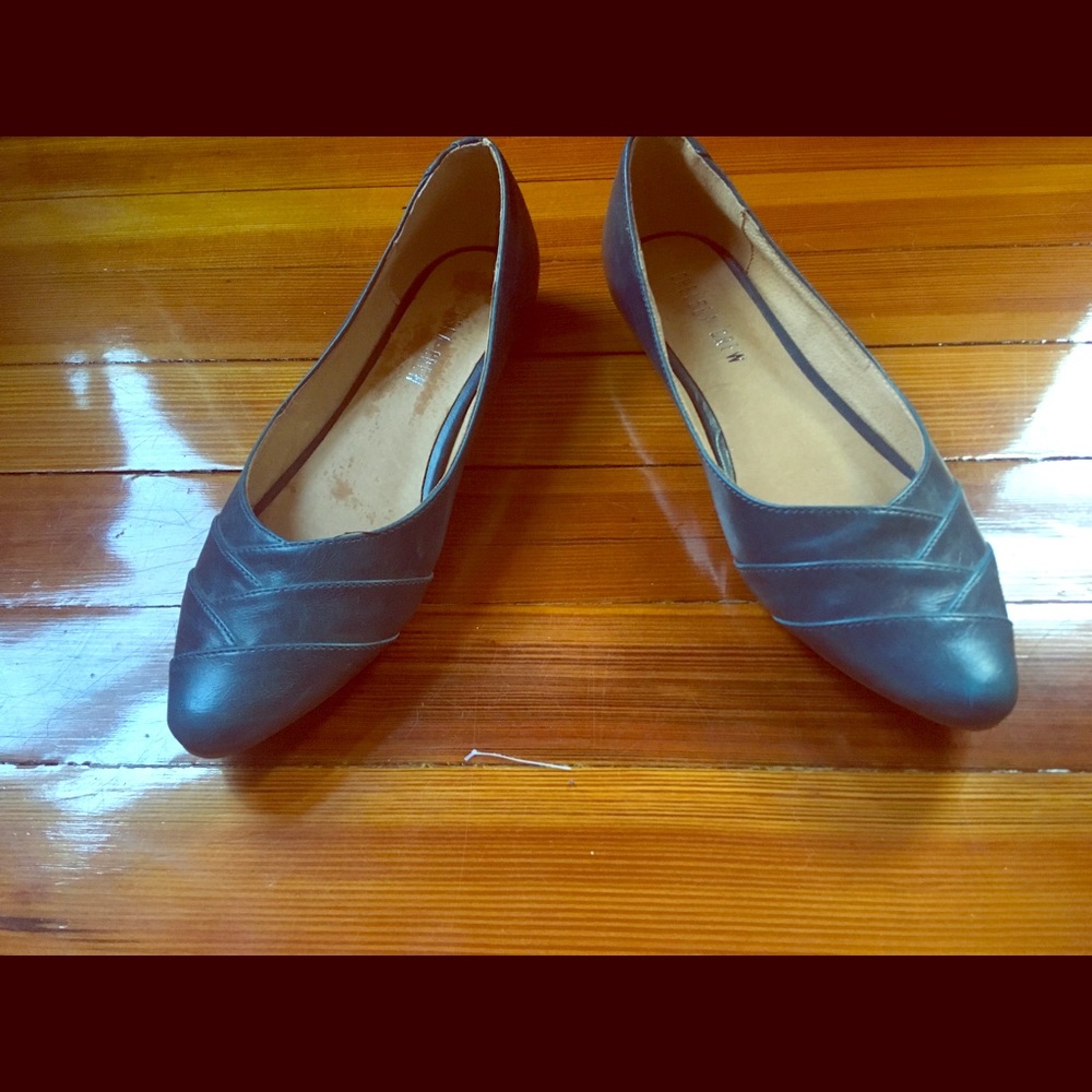 Summer flats by Chelsea Crew